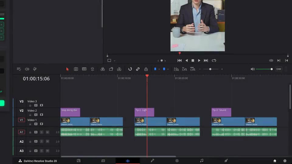 Three shorts highlighted one by one on the timeline, then listed in the Auto Export panel