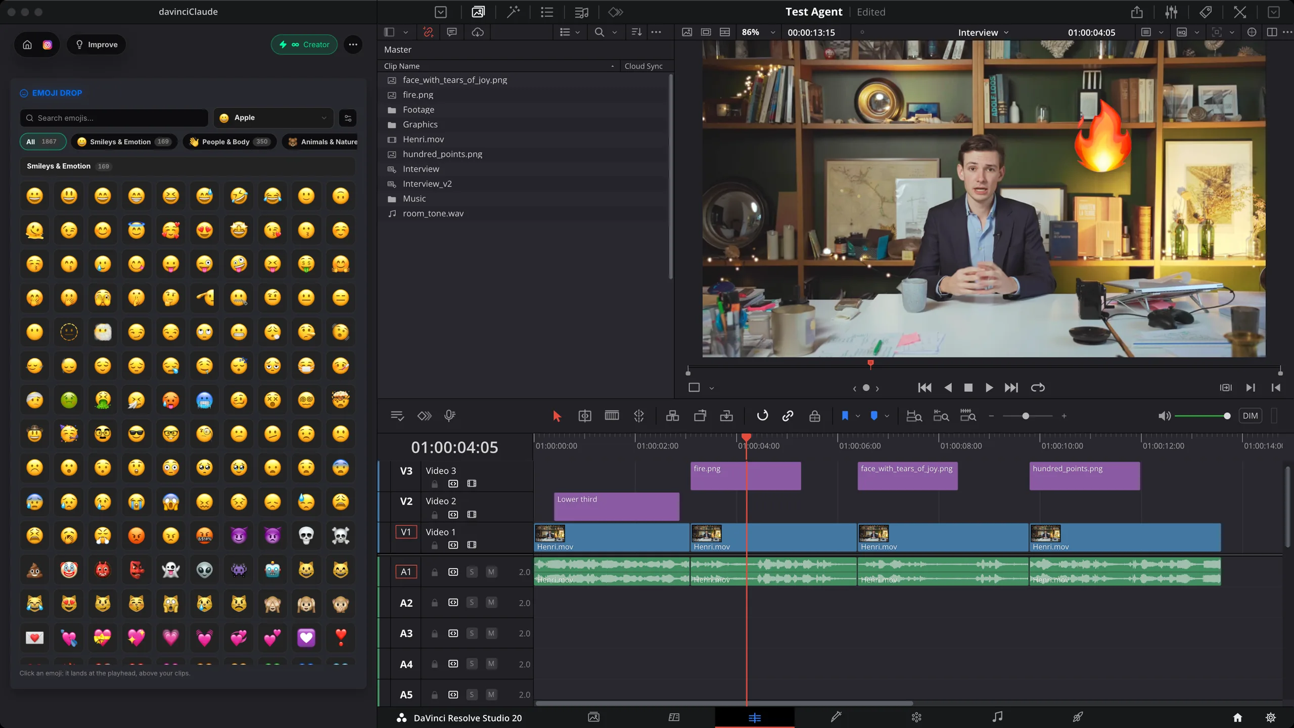Panneau Emoji Drop avec la grille d'emojis Apple, un emoji flamme sur l'intervenant et trois clips emoji sur la piste V3 d'une timeline DaVinci Resolve